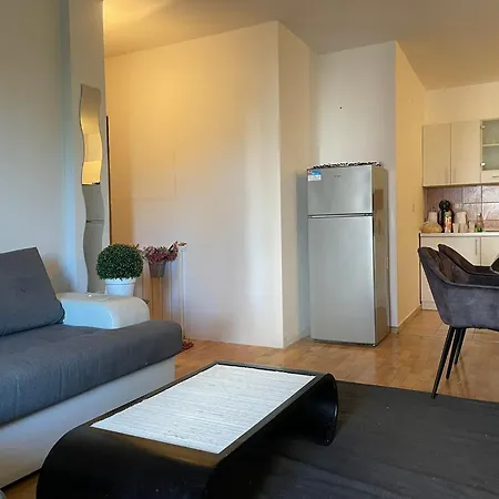 App Rebecca - Private Pool 아파트 *