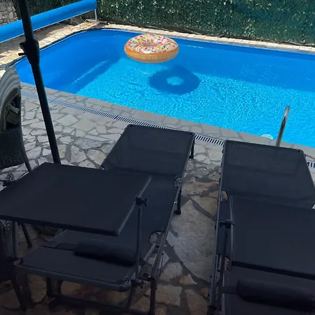 App Rebecca - Private Pool *