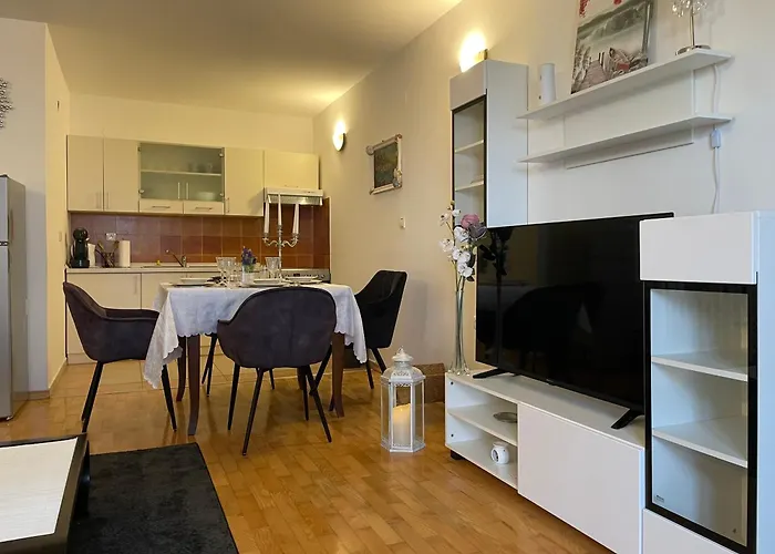 App Rebecca - Private Pool 아파트 *