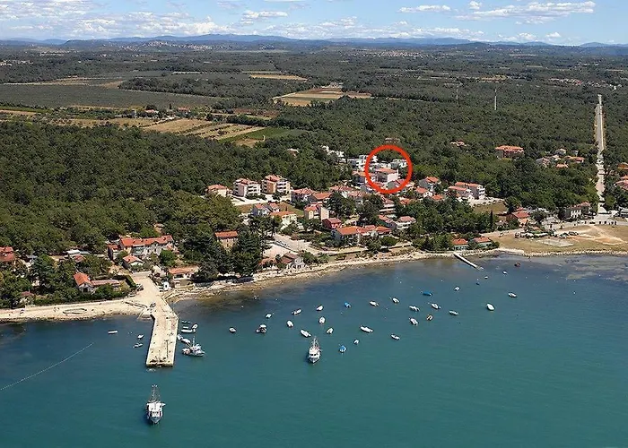 App Rebecca - Private Pool 브르토니글라